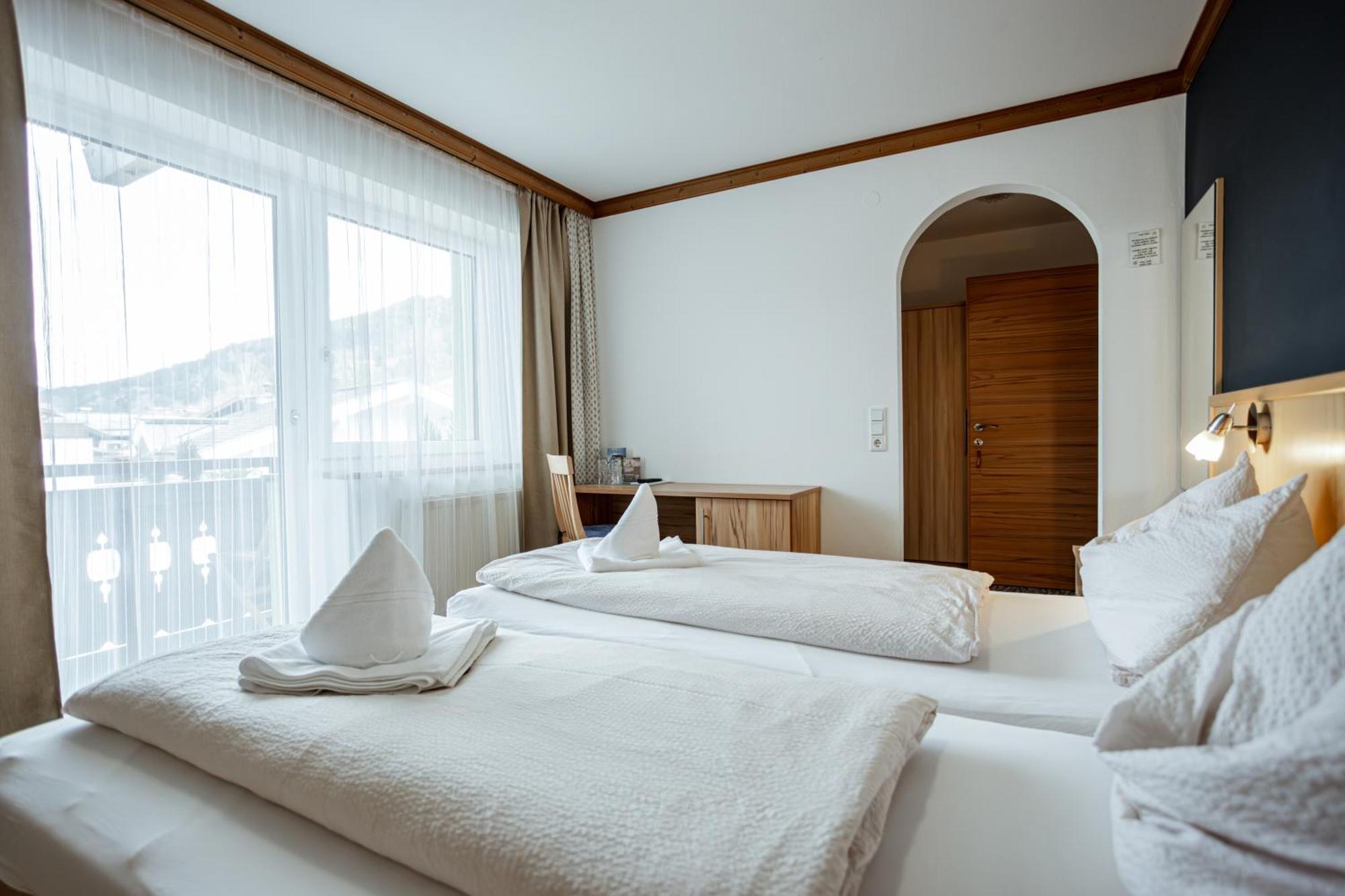 Eschenhof Bed & Breakfast Kaprun Exterior foto